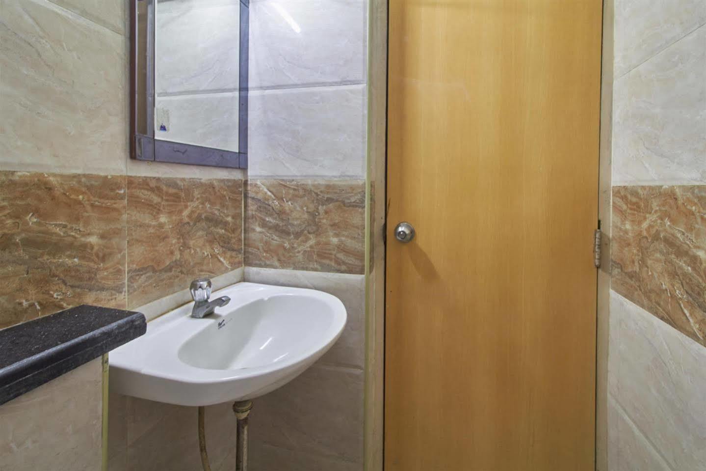 Fabhotel Royal Star Chennai Eksteriør bilde