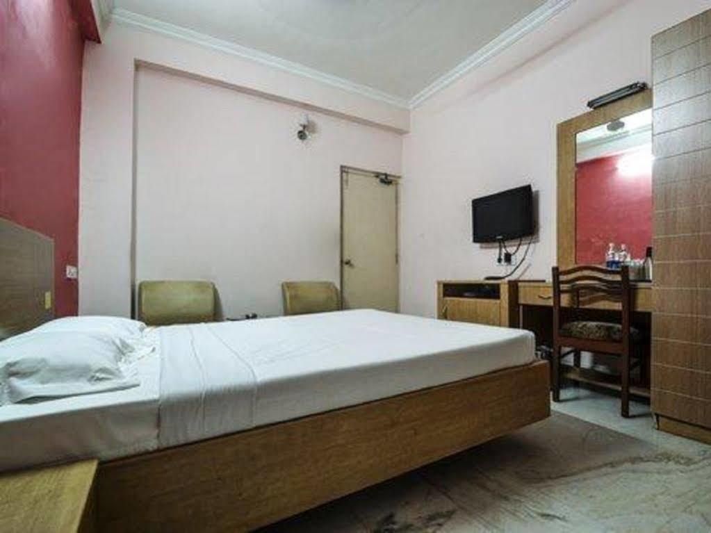 Fabhotel Royal Star Chennai Eksteriør bilde